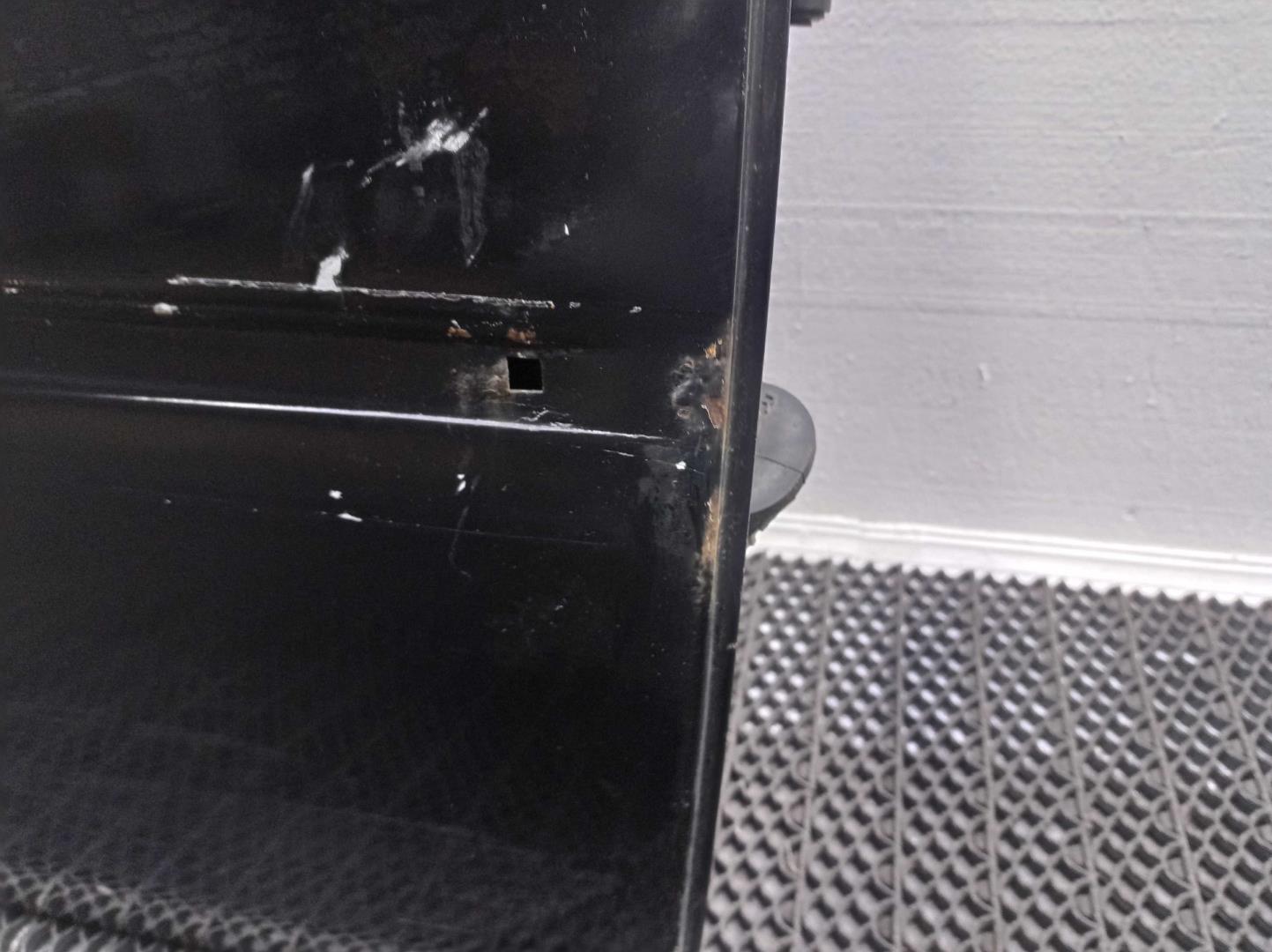 Стеклоподъемник электр. задний правый