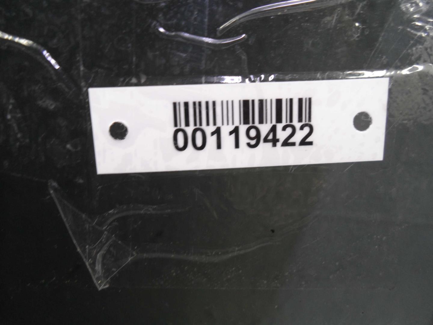 Стекло двери задней правой