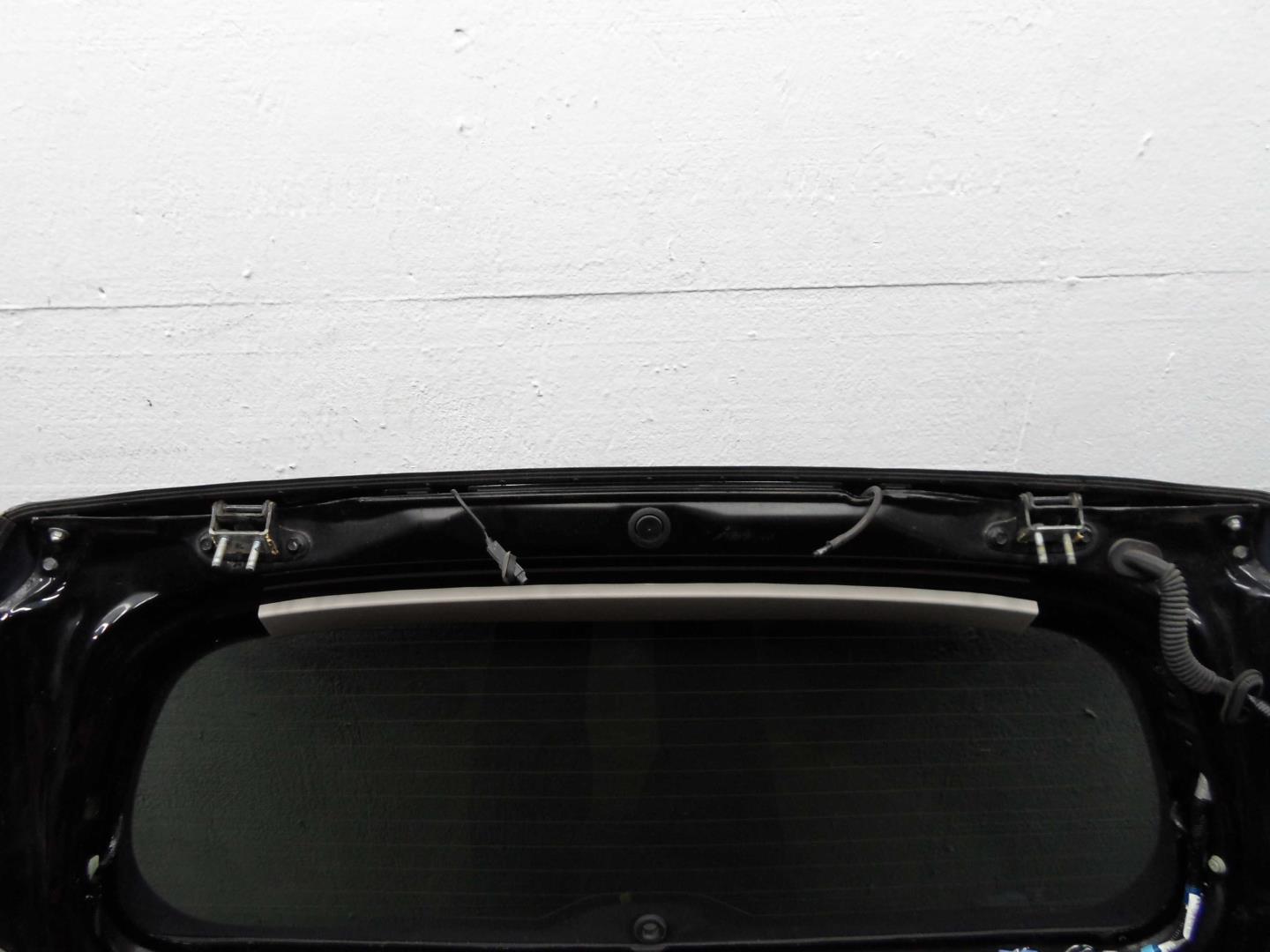 Замок багажника