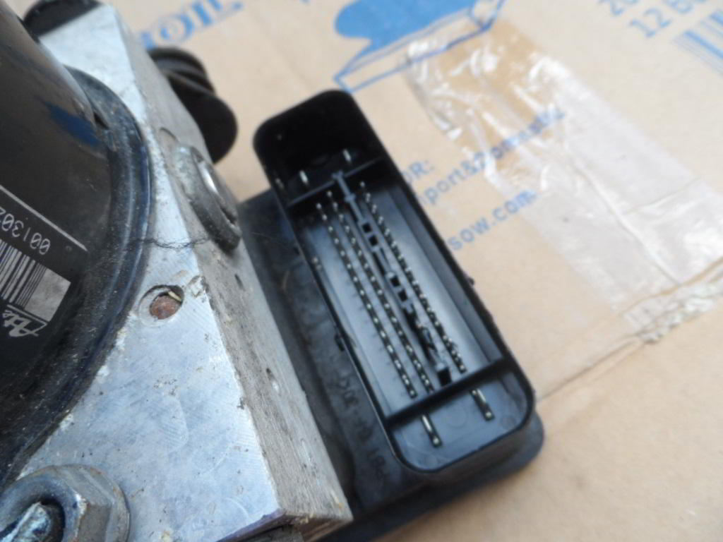 Блок ABS (насос)