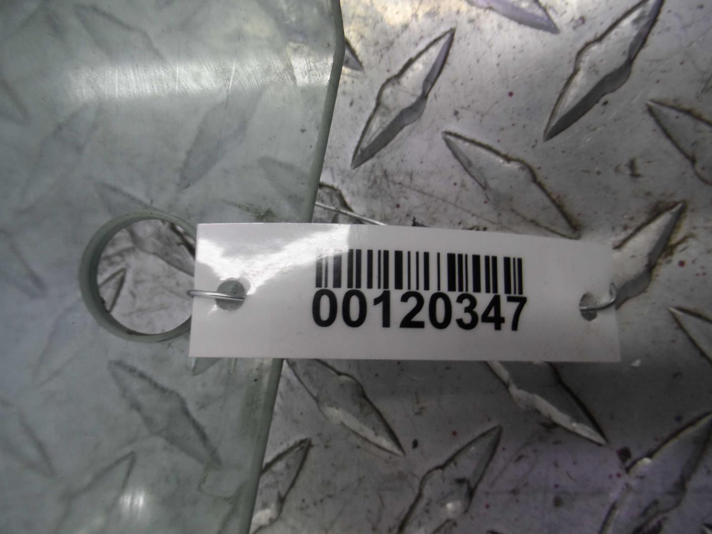 Стекло двери передней левой