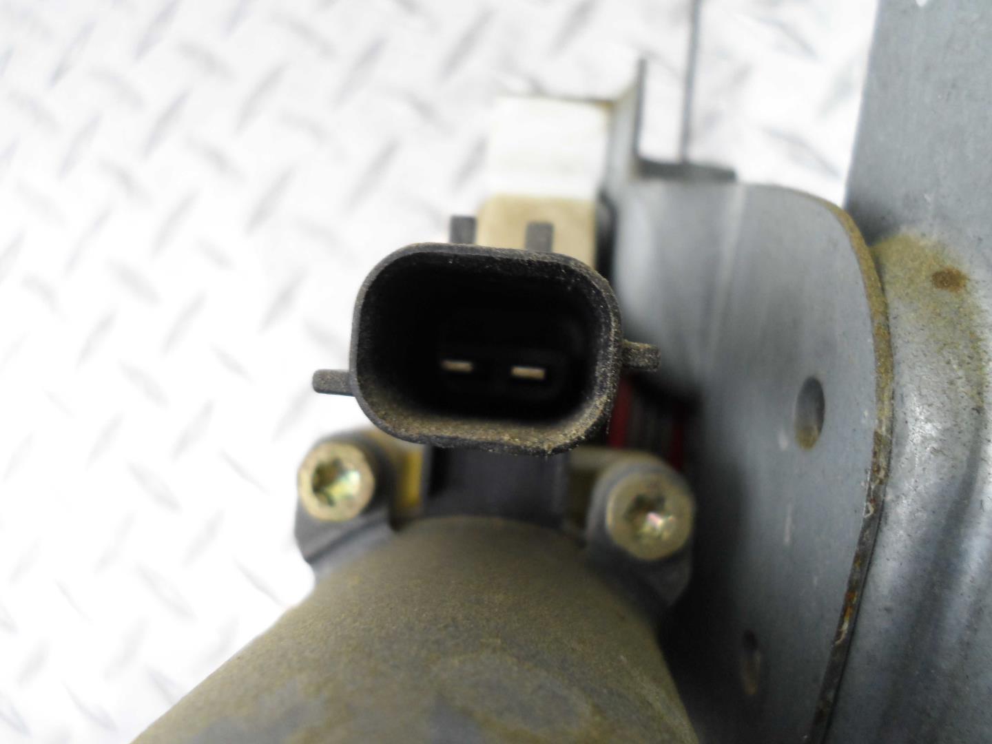 Стеклоподъемник электр. задний правый