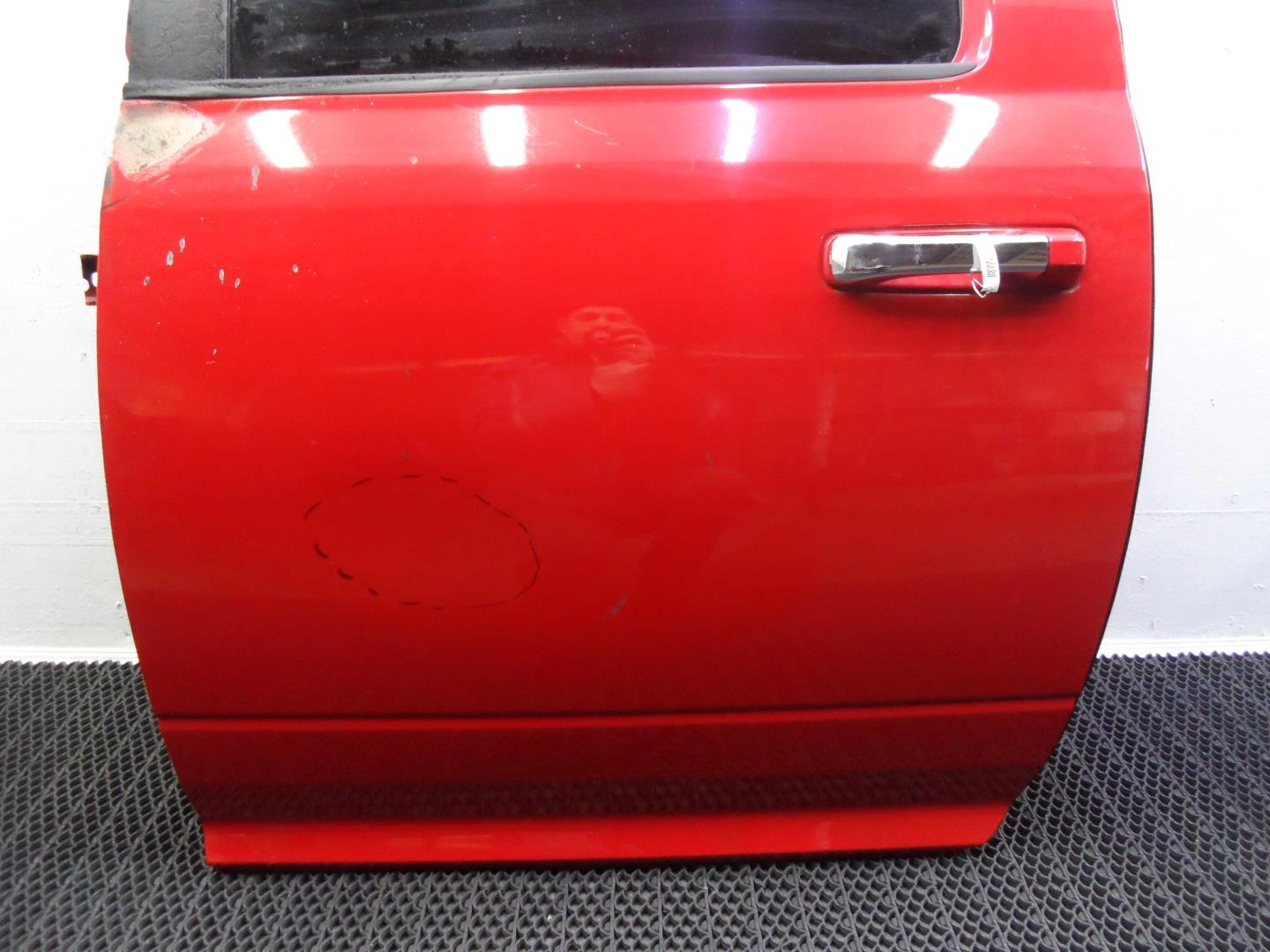 Дверь задняя левая