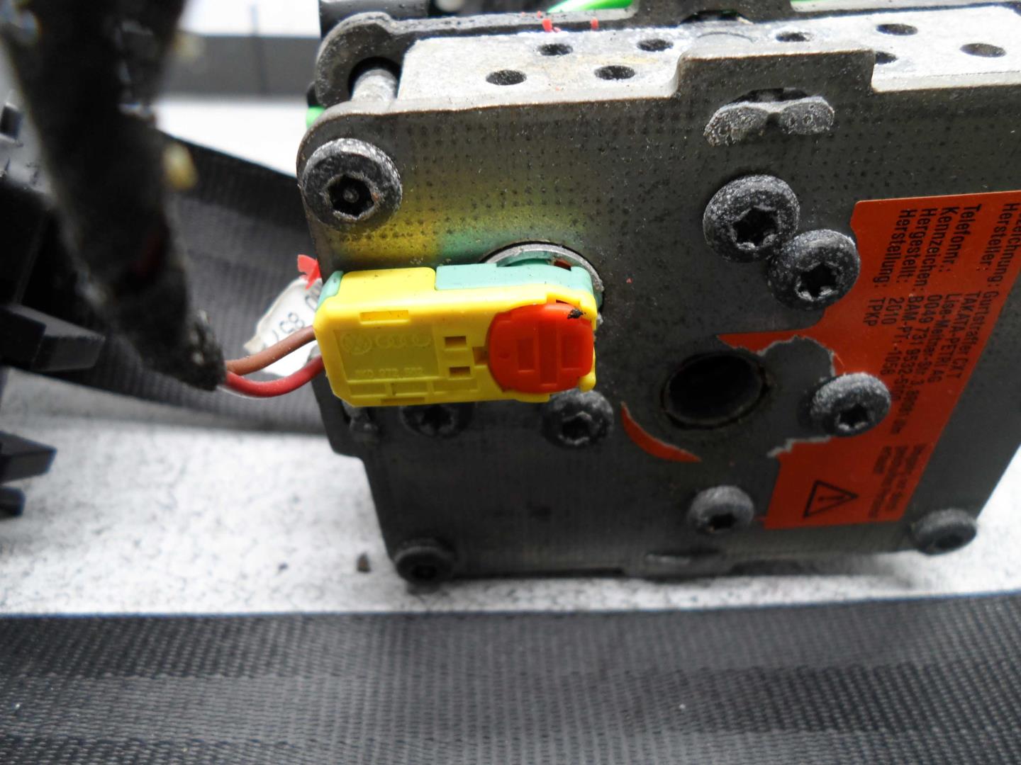 Ремень безопасности