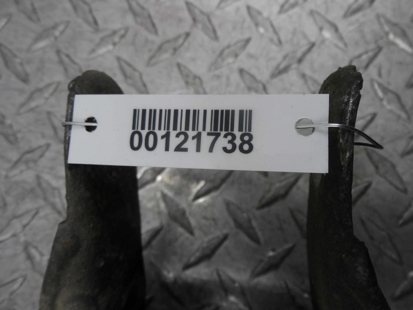 Рычаг задний левый