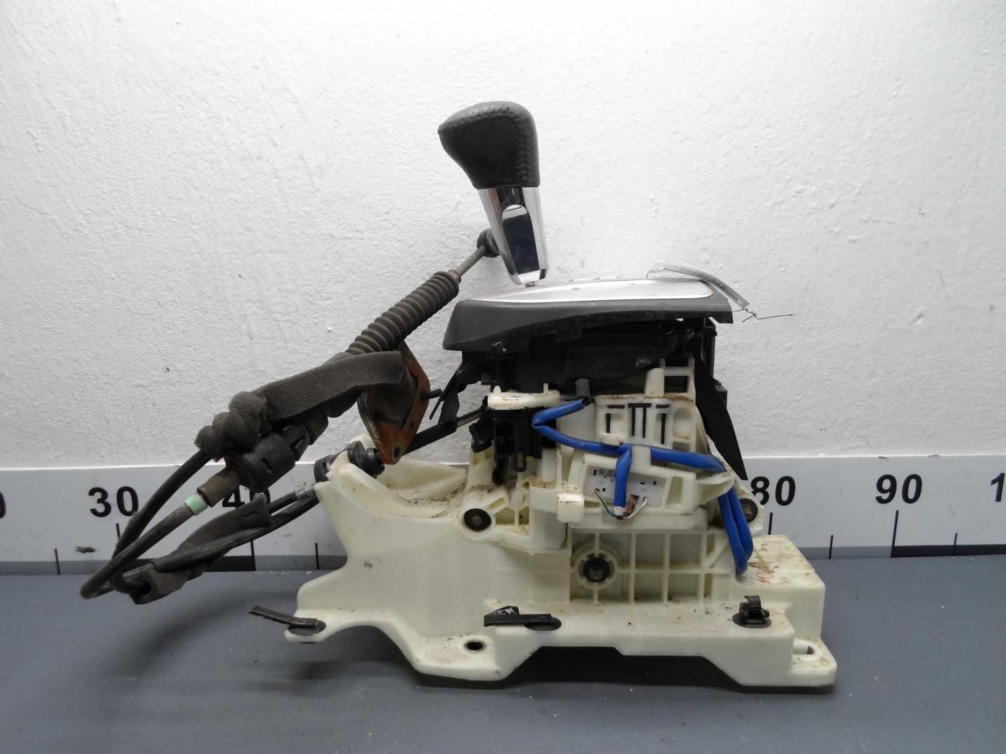 Кулиса МКПП / АКПП