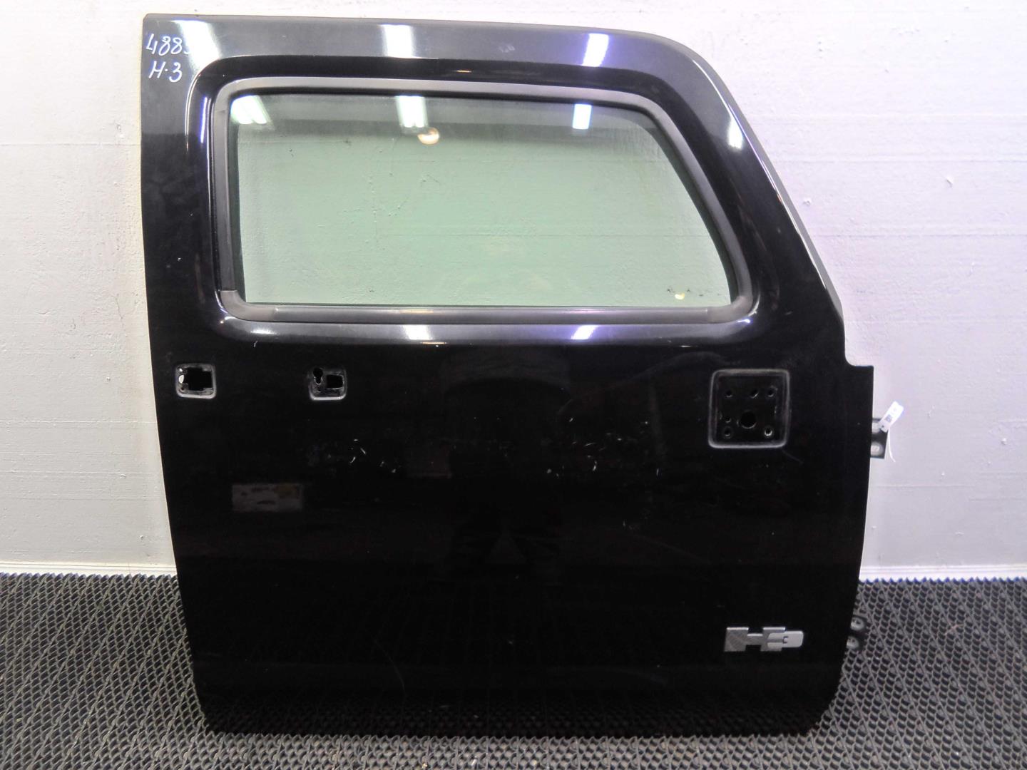 Петля двери передней