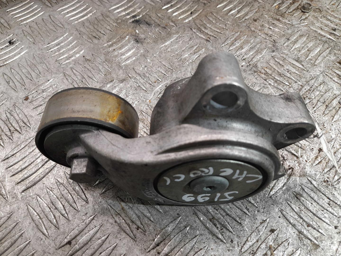 Натяжитель ремня