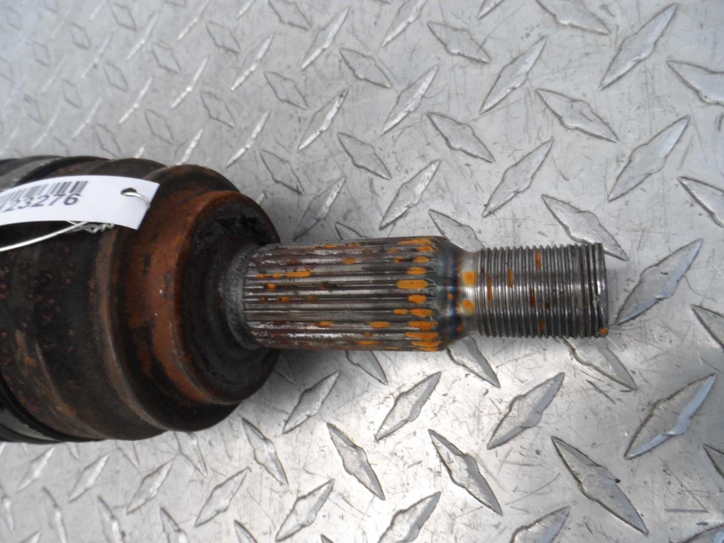 Полуось передняя правая