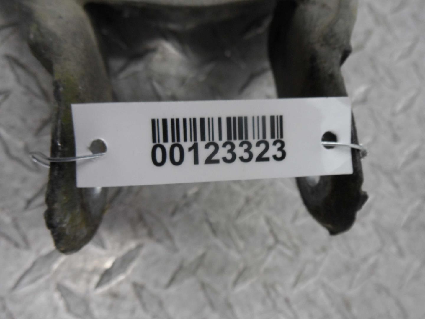 Рычаг задний правый