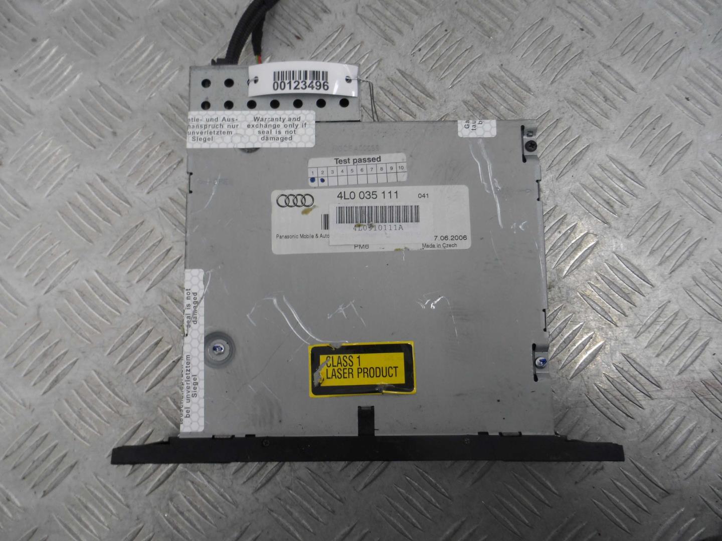 Проигрыватель CD/DVD