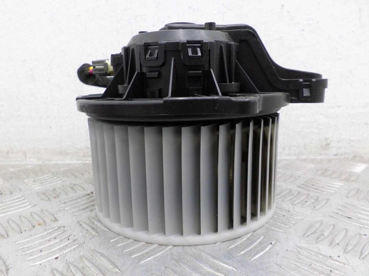 Моторчик печки