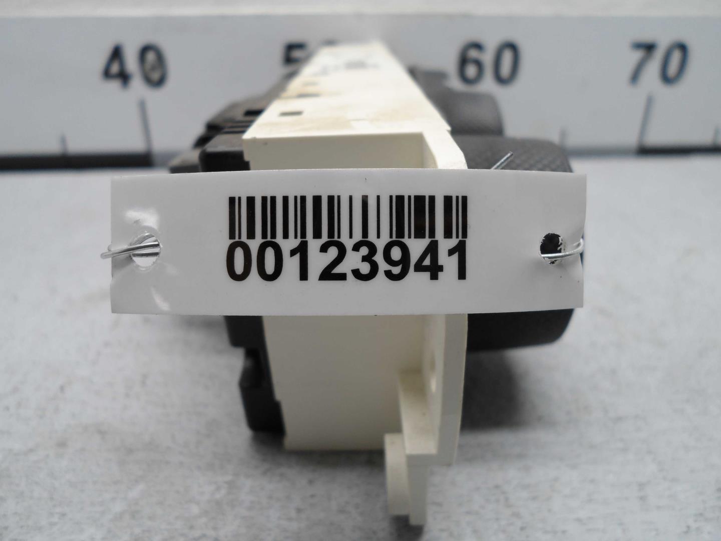 Переключатель отопителя