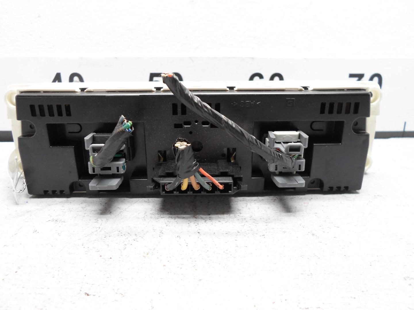 Переключатель отопителя