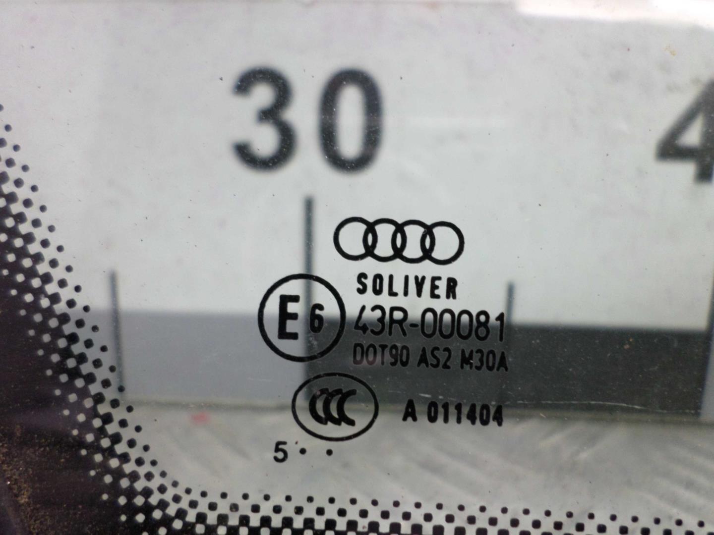 Стекло кузовное глухое левое