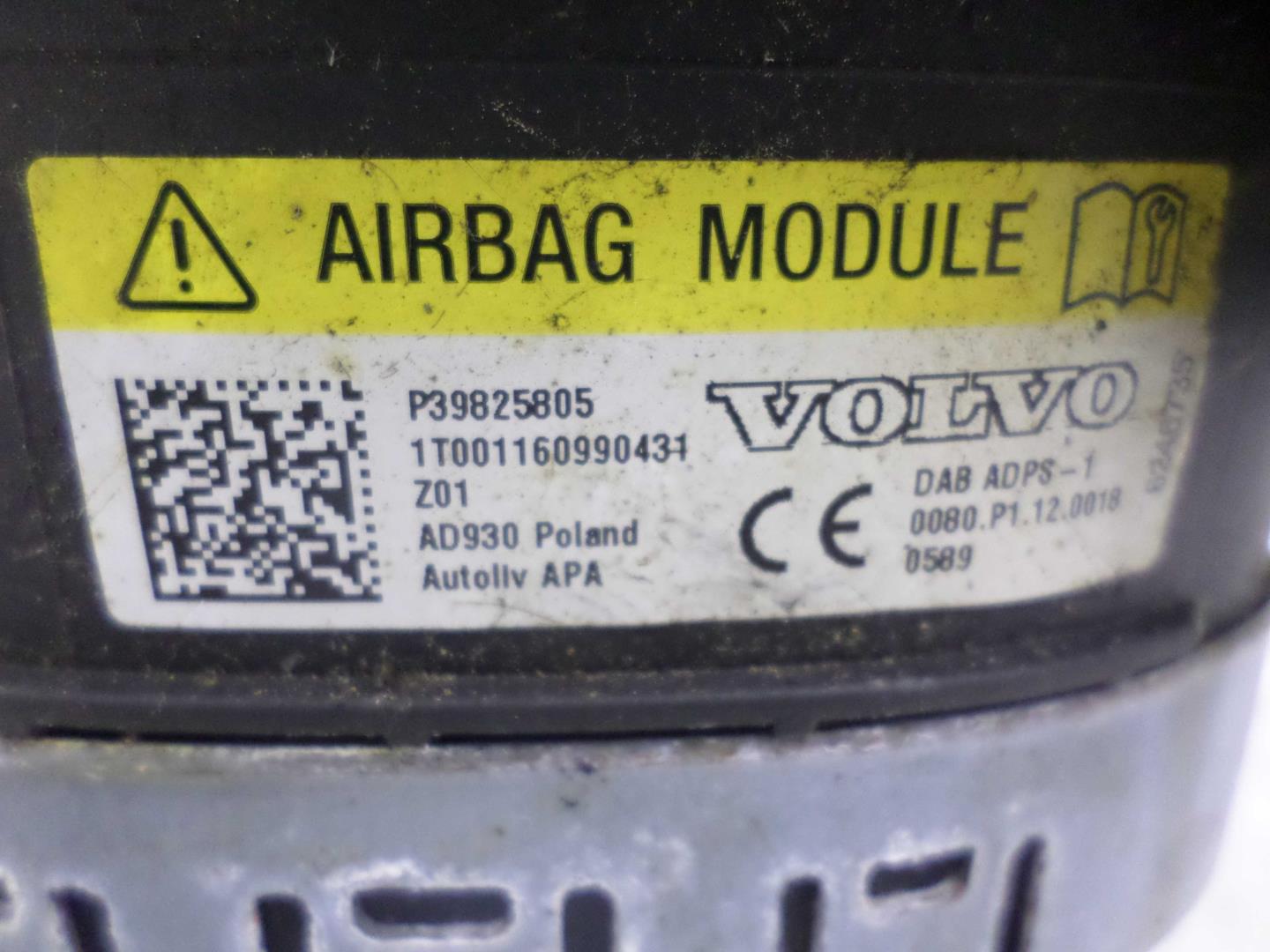 Подушка безопасности в рулевое колесо