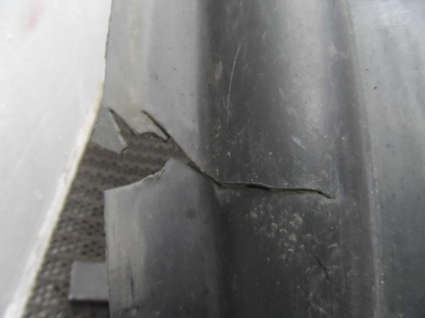 Локер передний правый