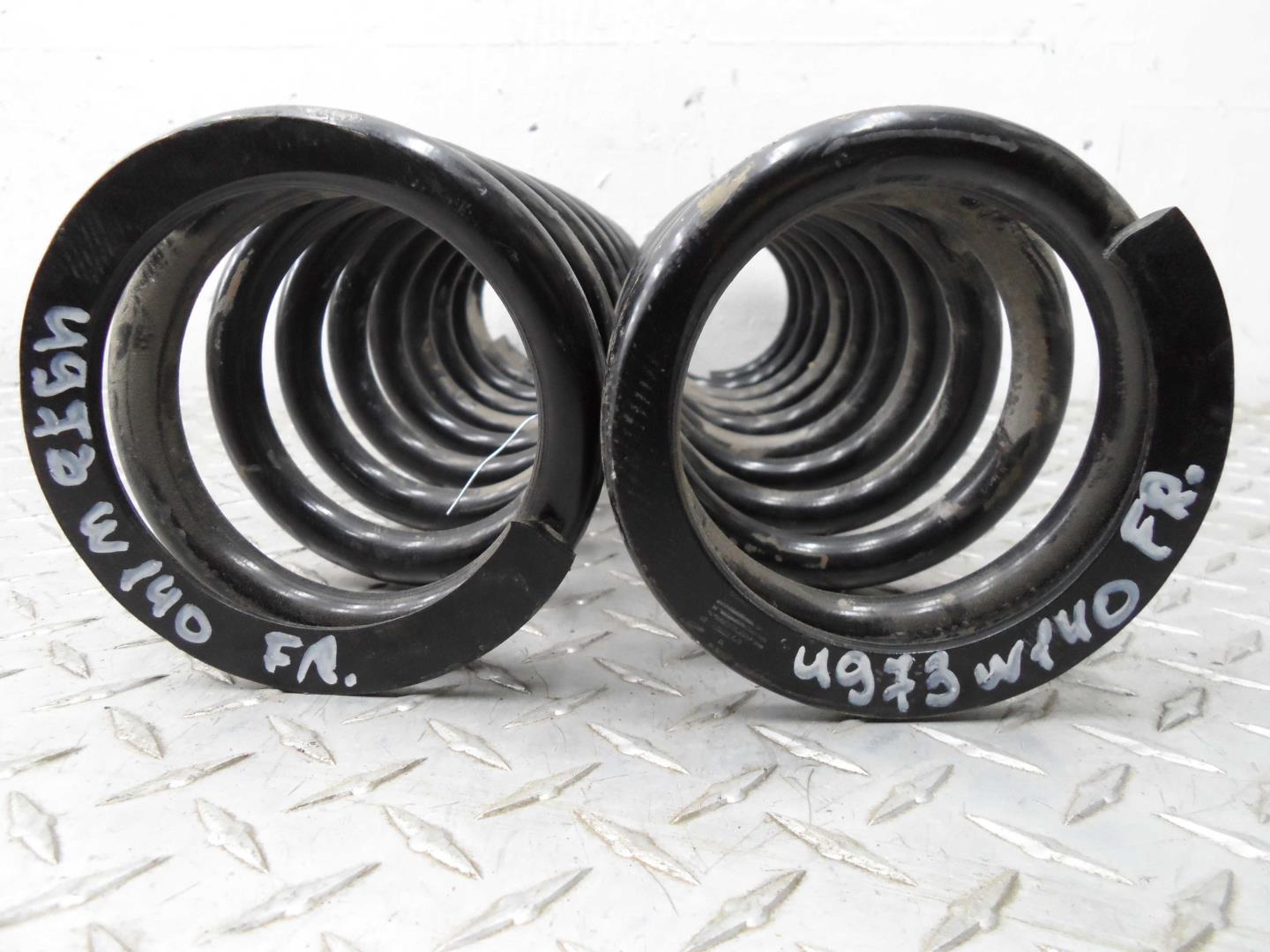 Пружина передняя