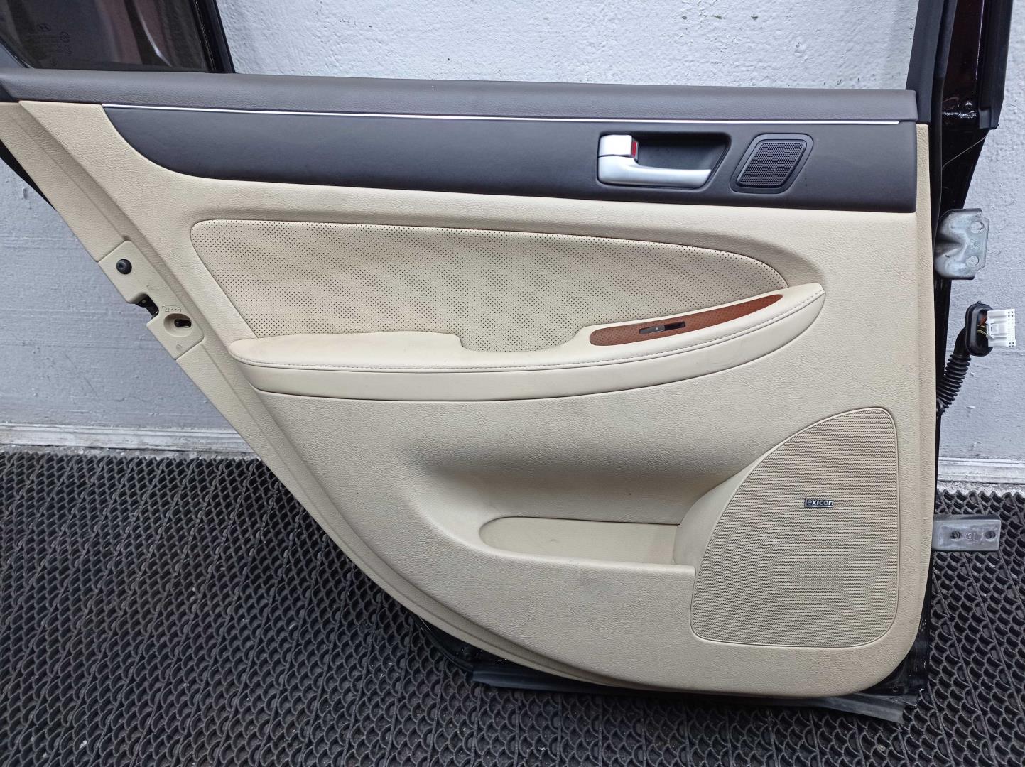 Ограничитель двери