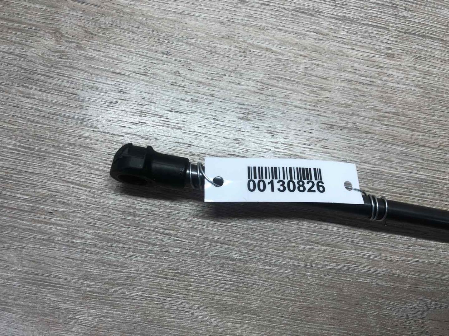 Амортизатор капота