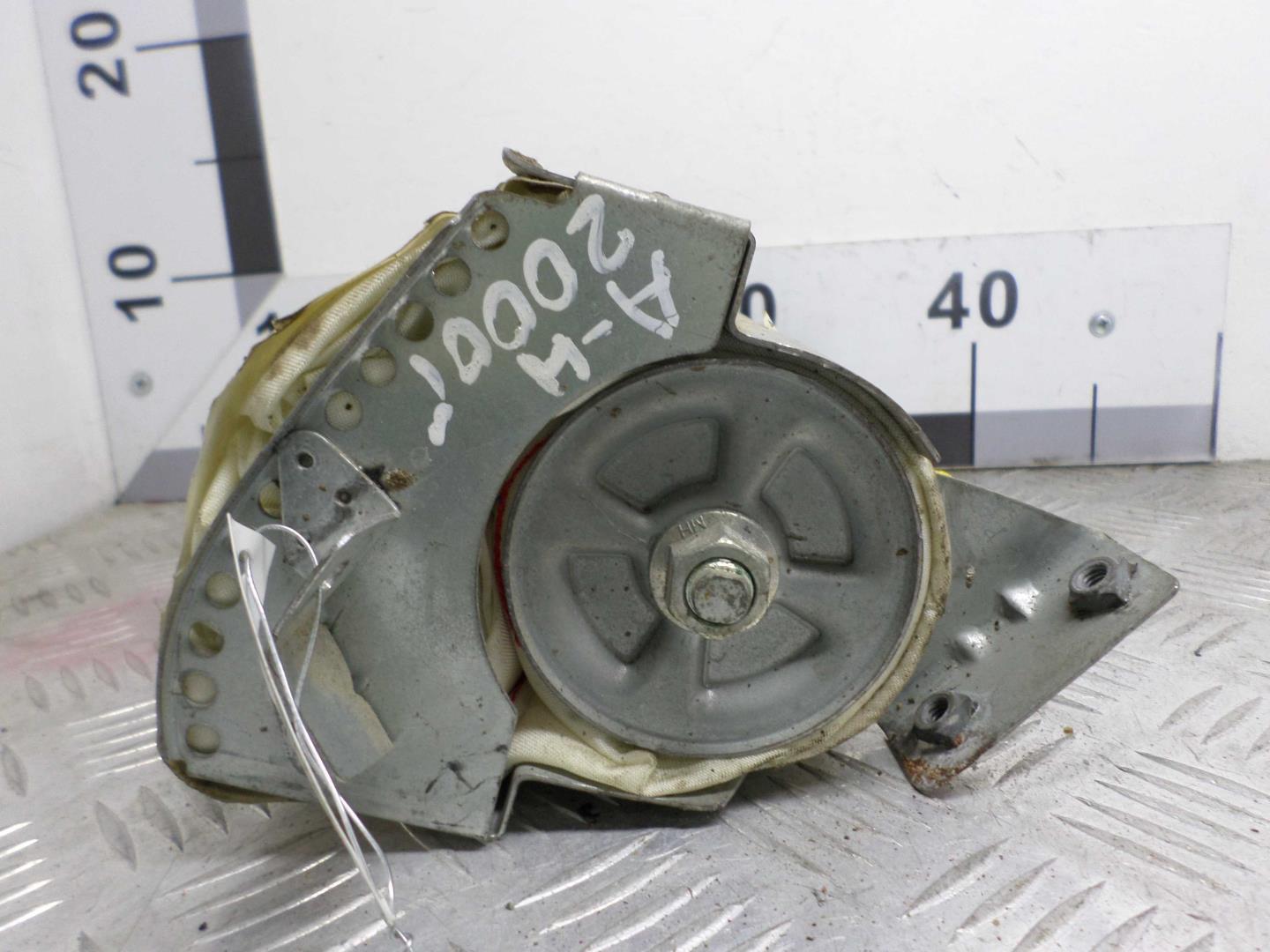 Подушка безопасности пассажирская (в торпедо)