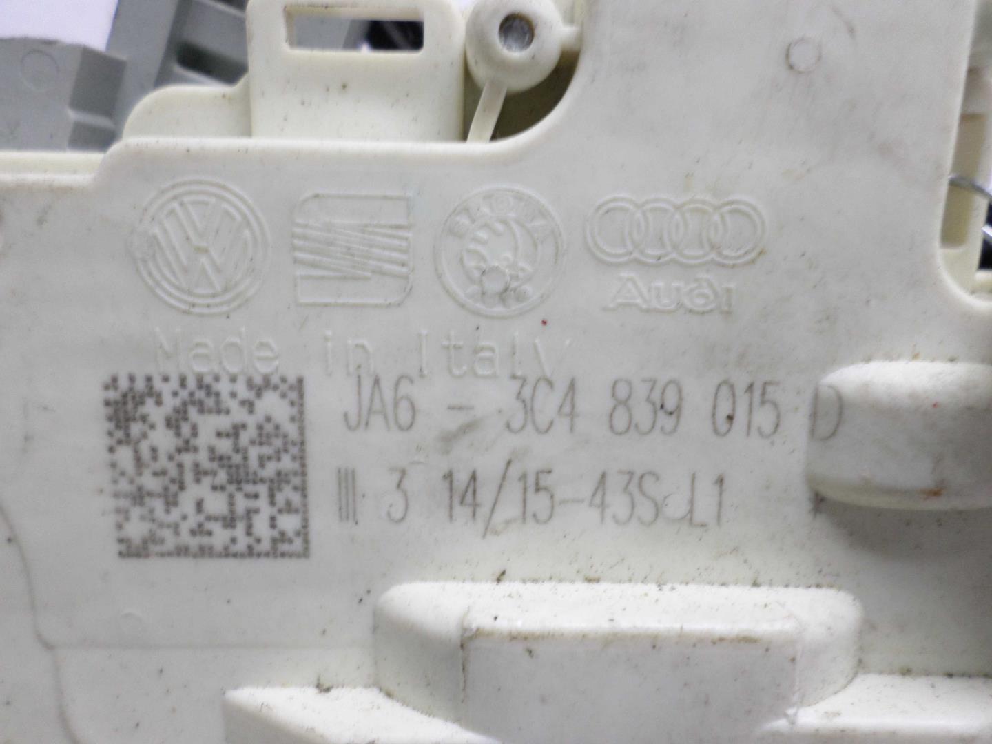 Замок двери задней левой