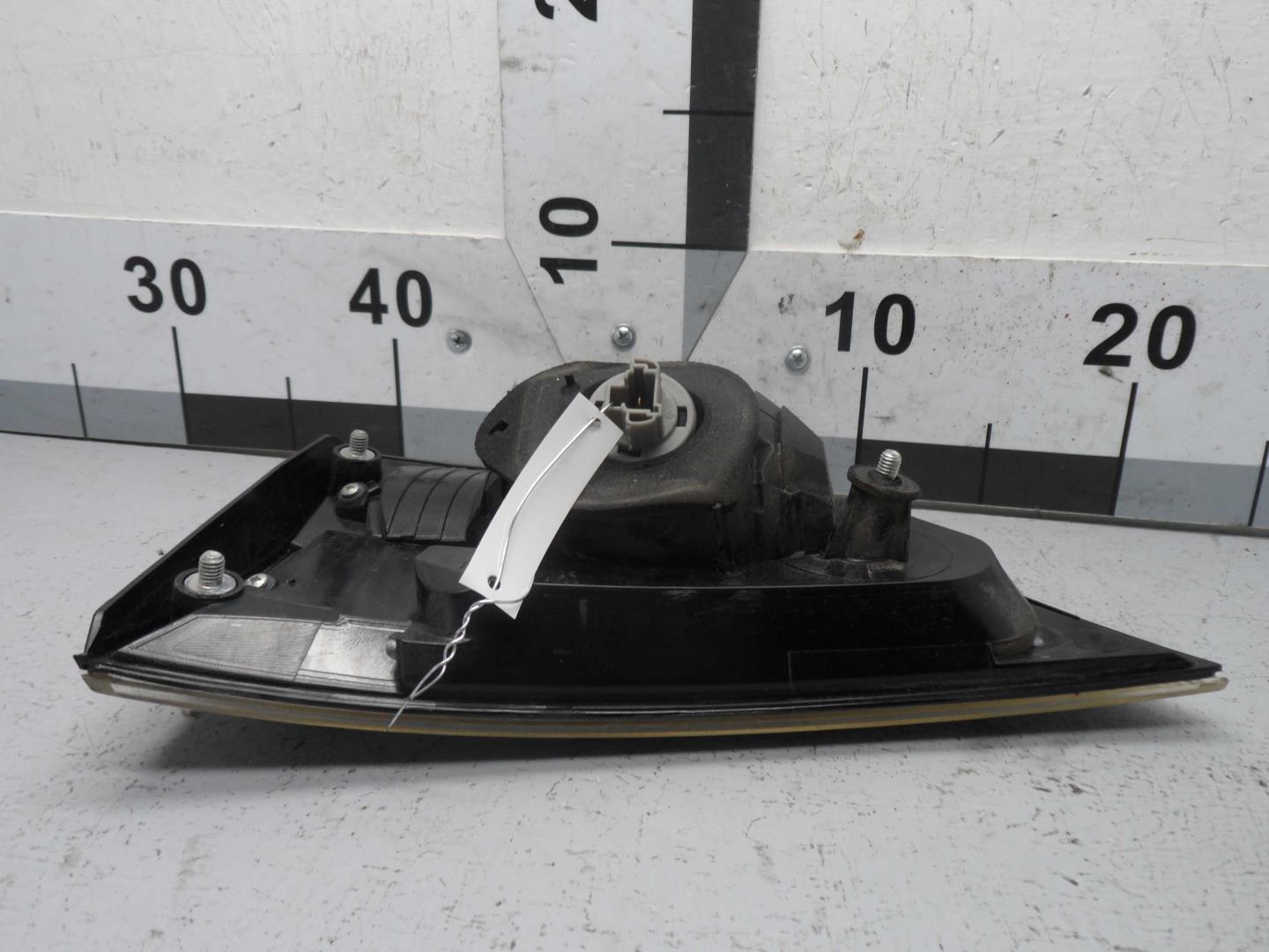 Фонарь задний внутренний левый