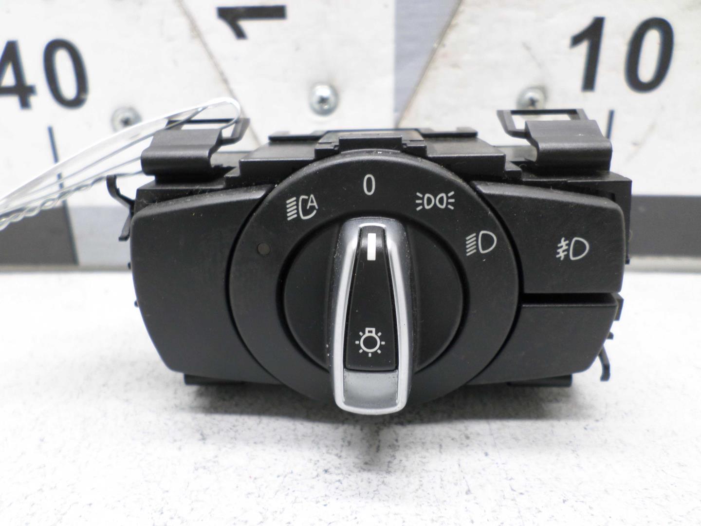 Переключатель света фар