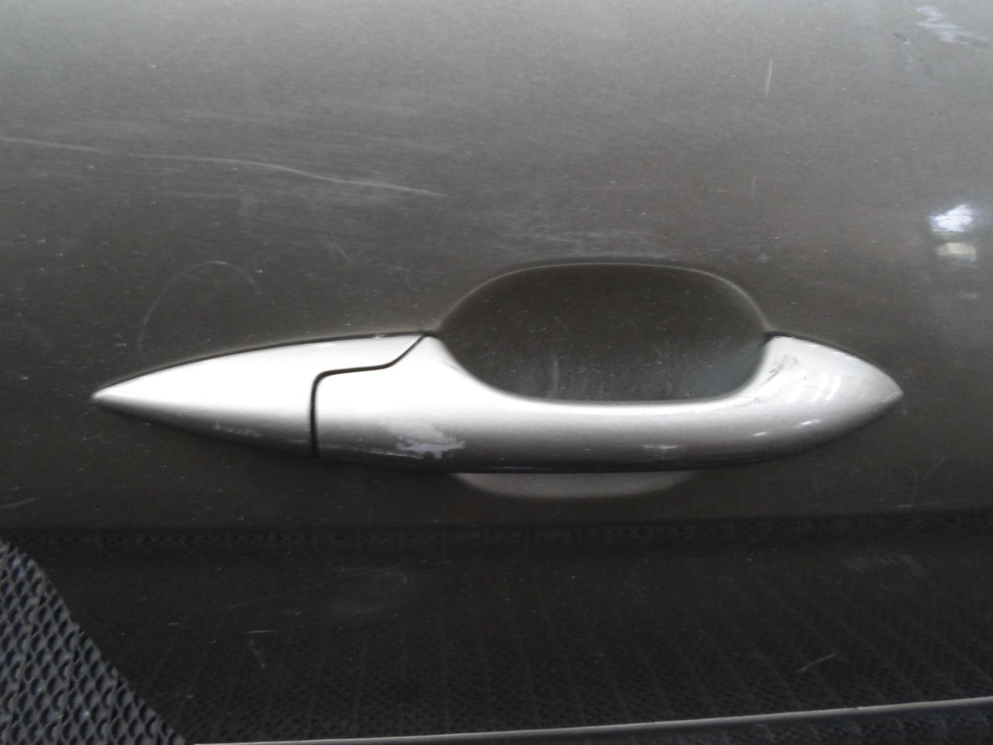 Стеклоподъемник электр. передний правый