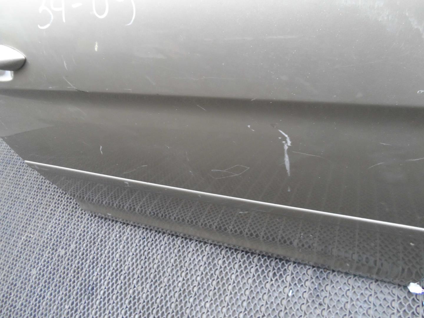 Стеклоподъемник электр. передний правый