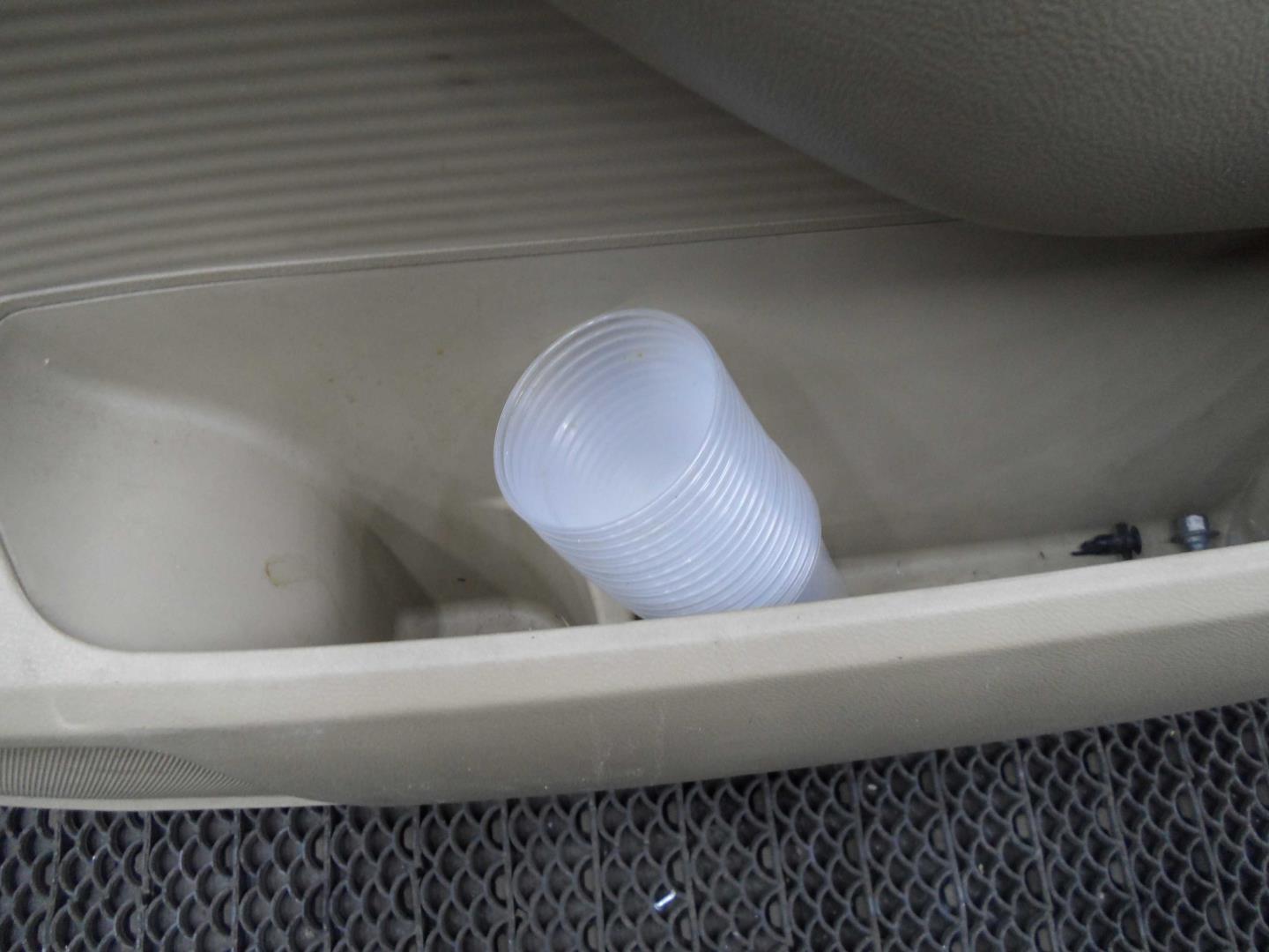 Стеклоподъемник электр. передний правый