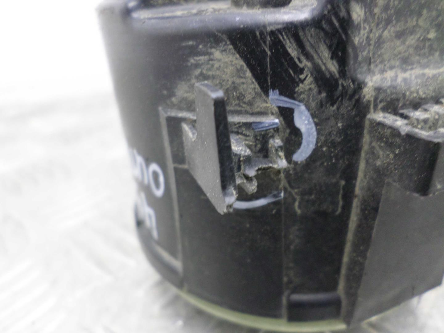 Фара противотуманная правая