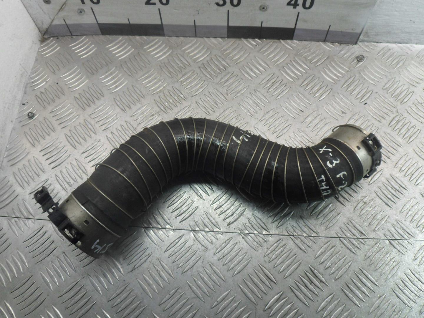 Патрубок интеркулера