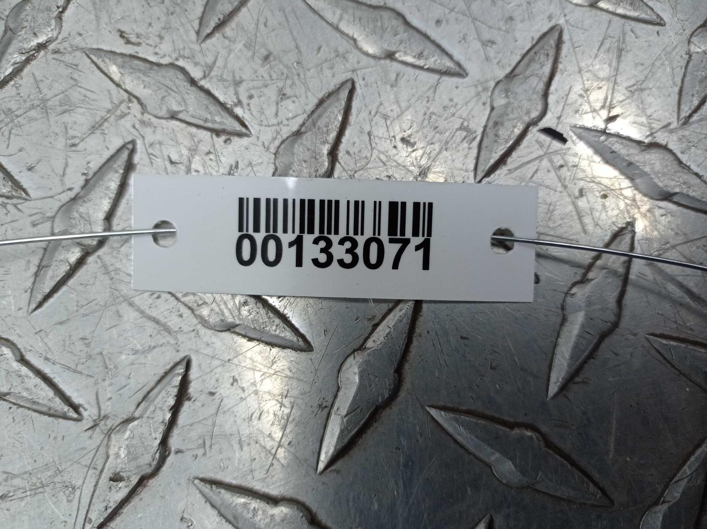 Стекло двери задней правой