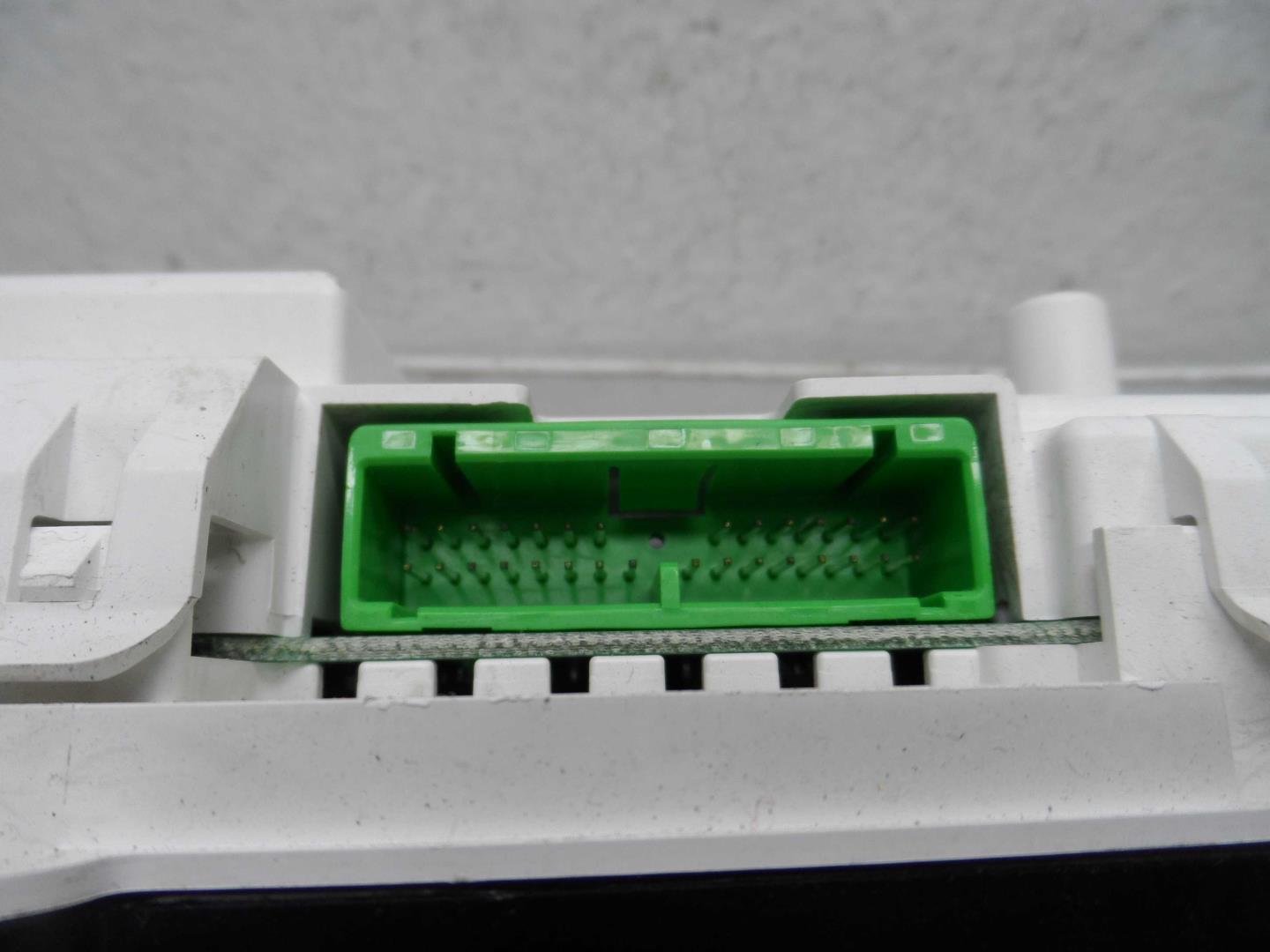 Панель приборов