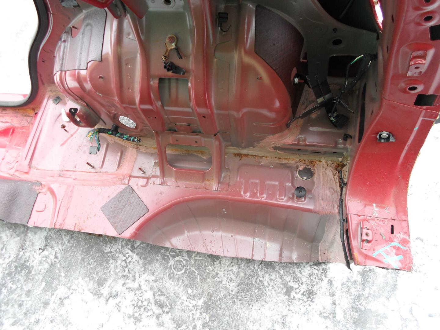 Лючок бензобака