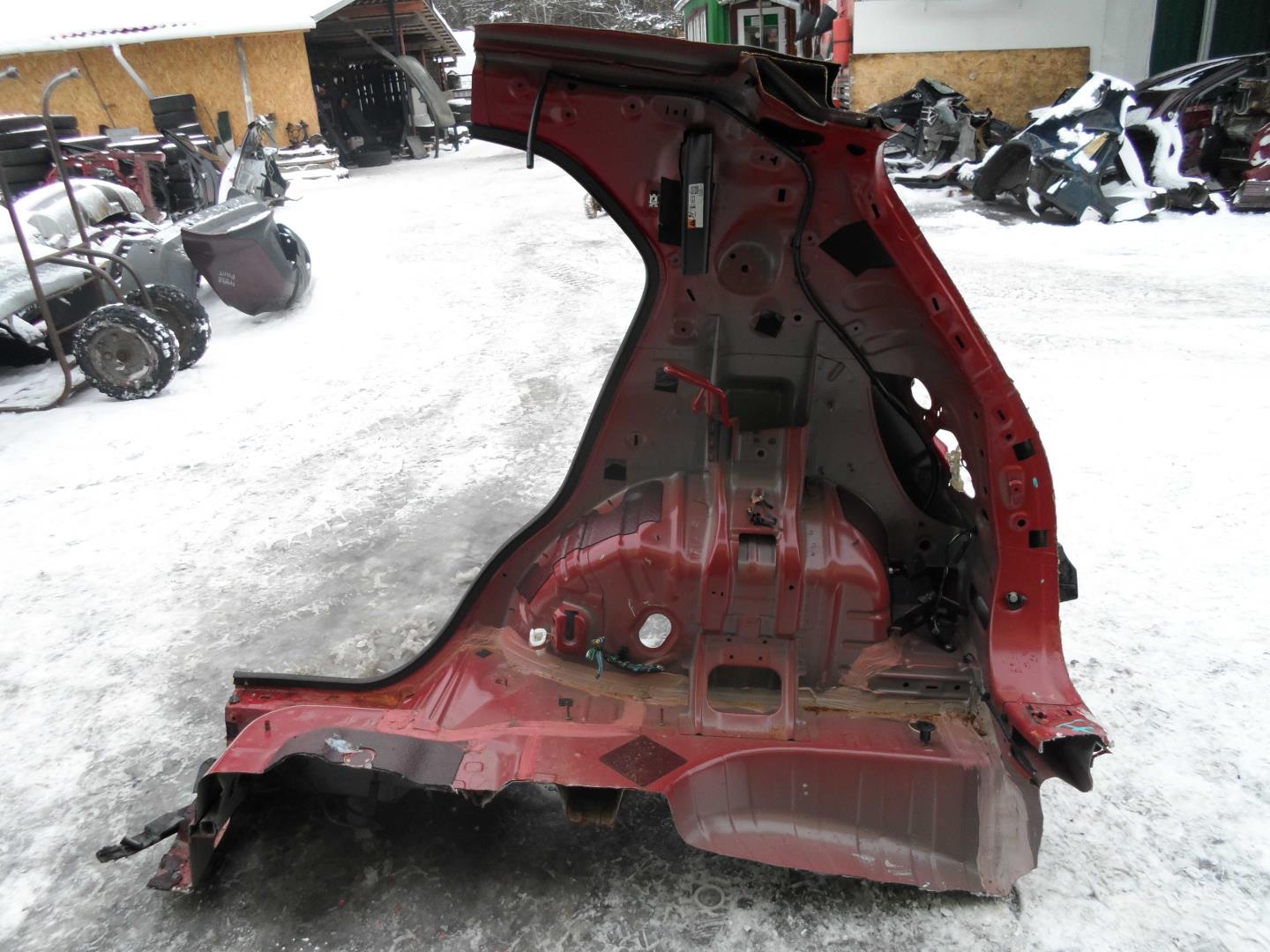 Лючок бензобака