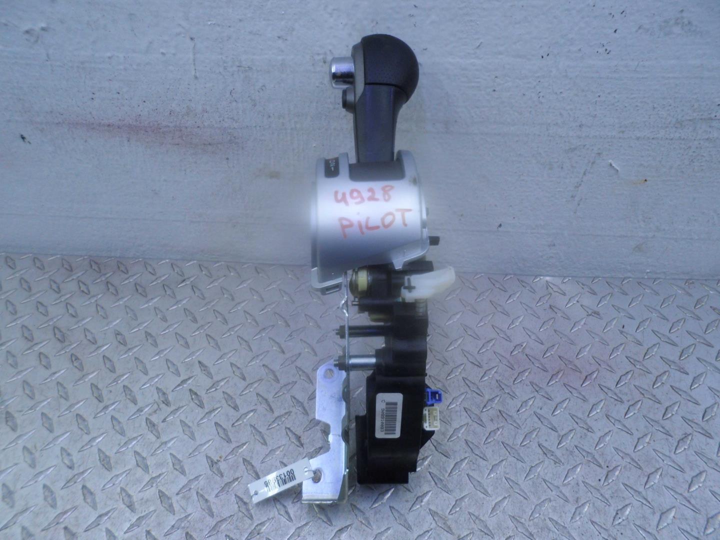 Кулиса МКПП / АКПП