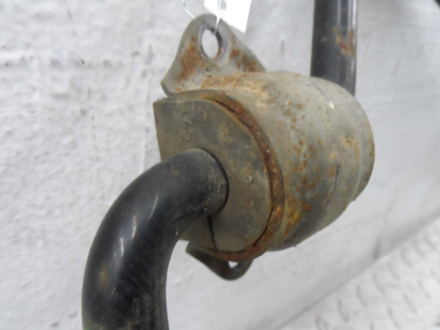 Стабилизатор задний