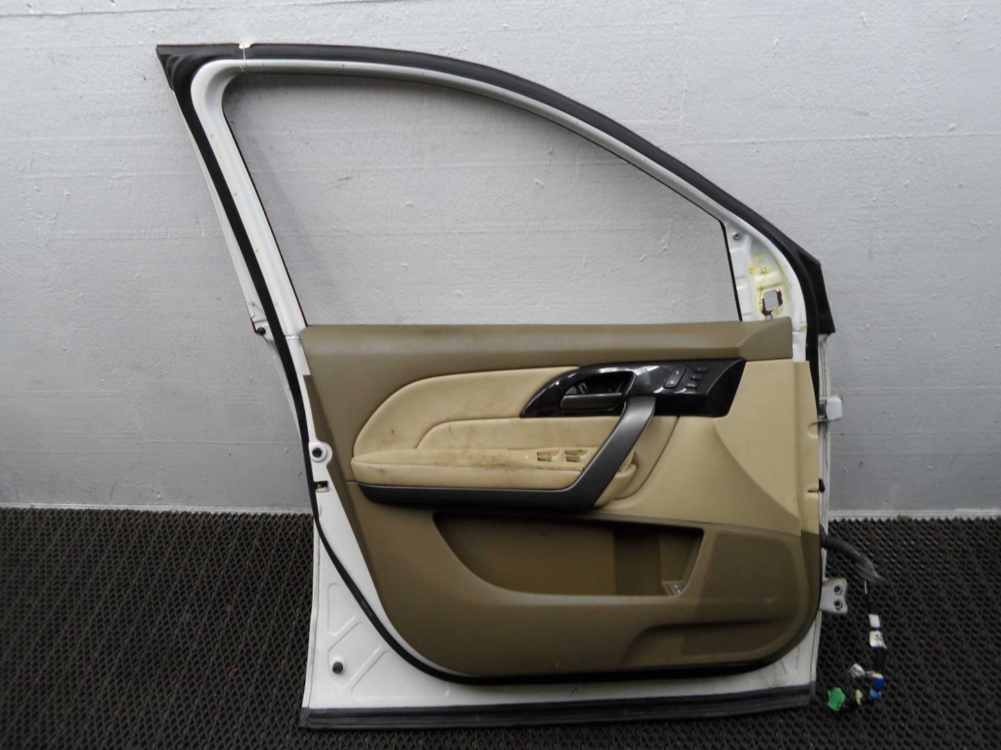 Стеклоподъемник электр. передний левый