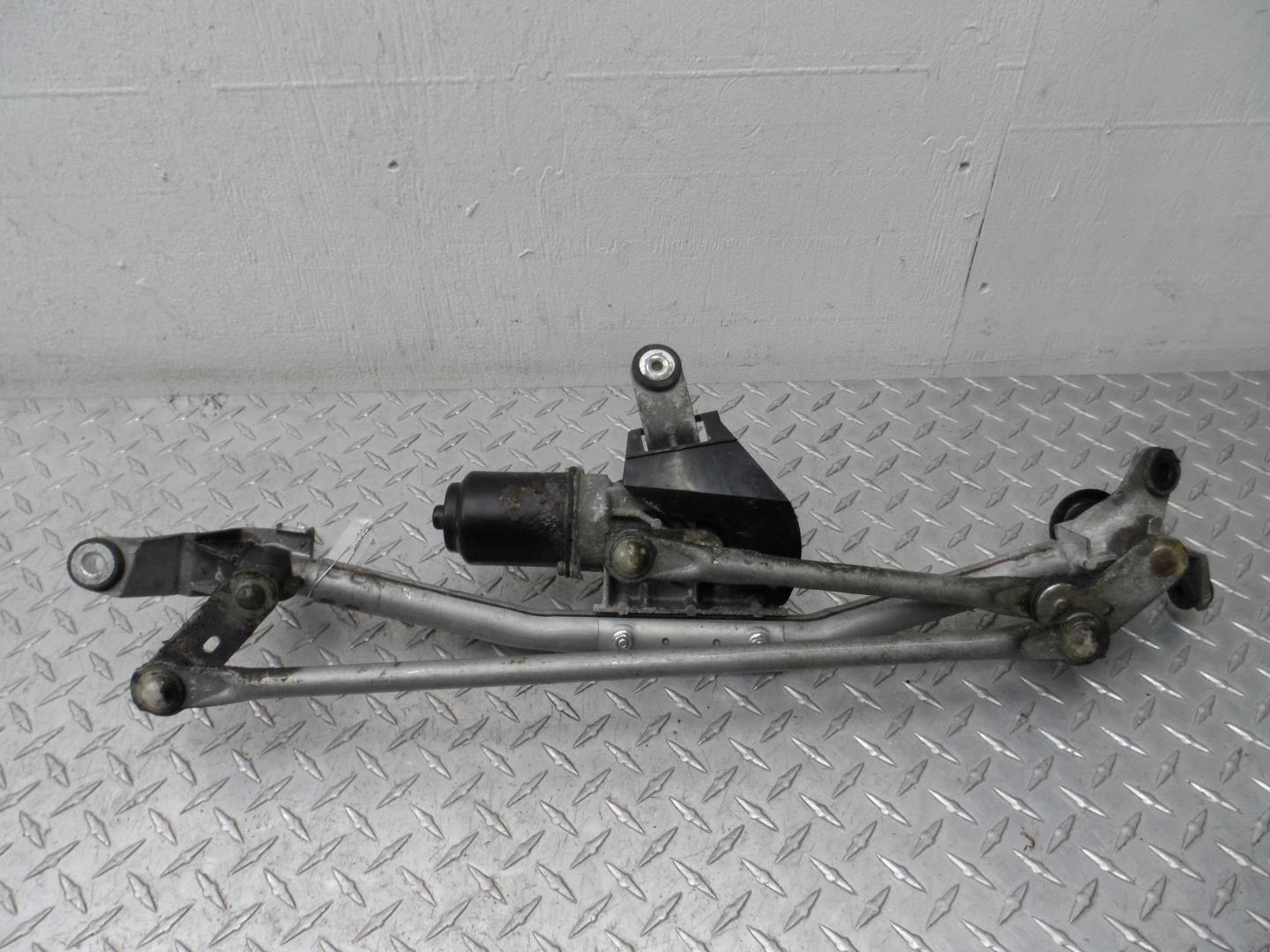 Трапеция стеклоочистителей