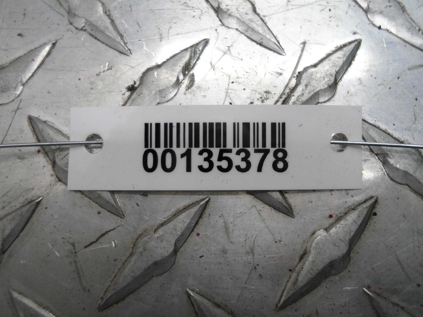 Замок двери передней правой