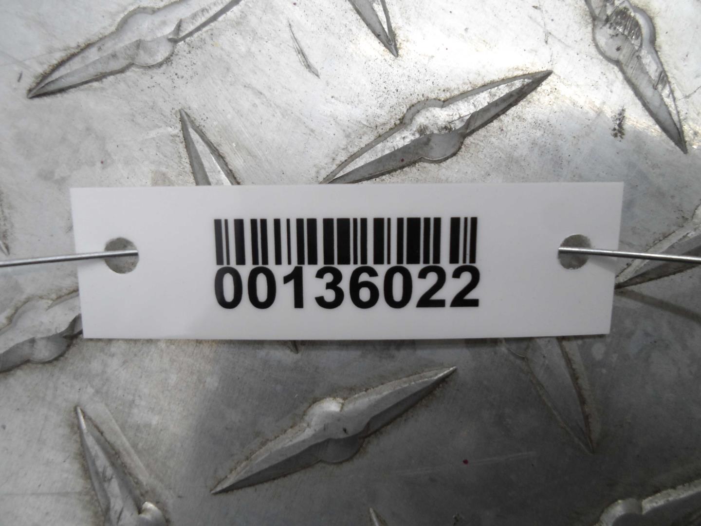 Ручка двери задней наружная левая