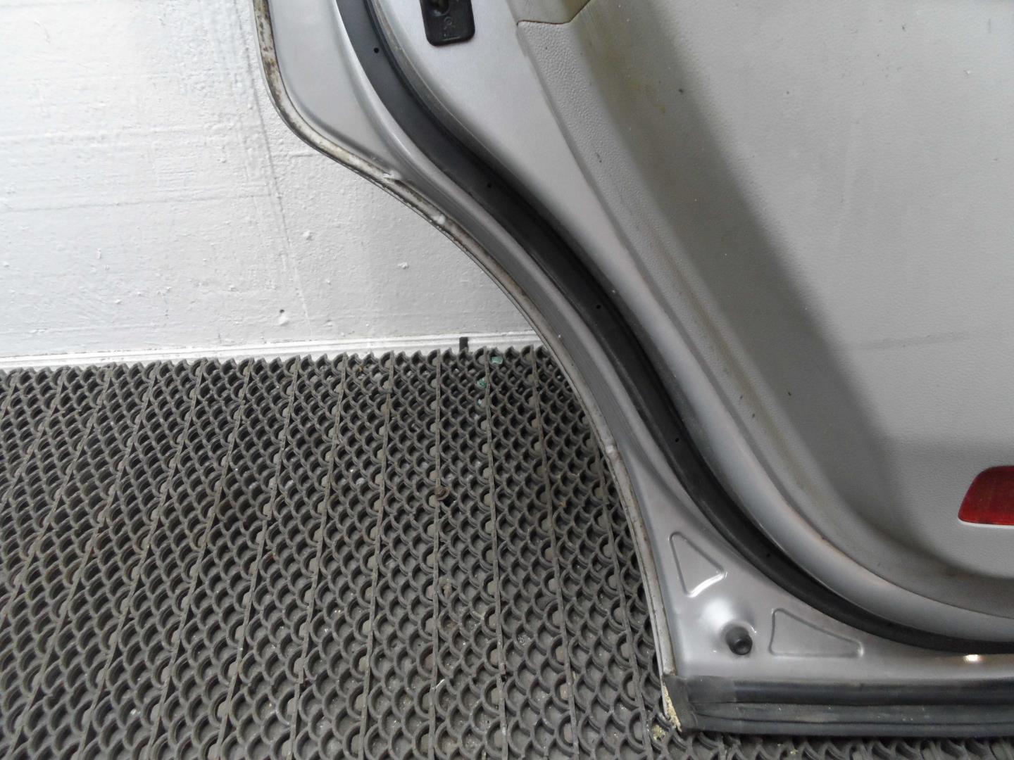 Ручка двери задней наружная левая