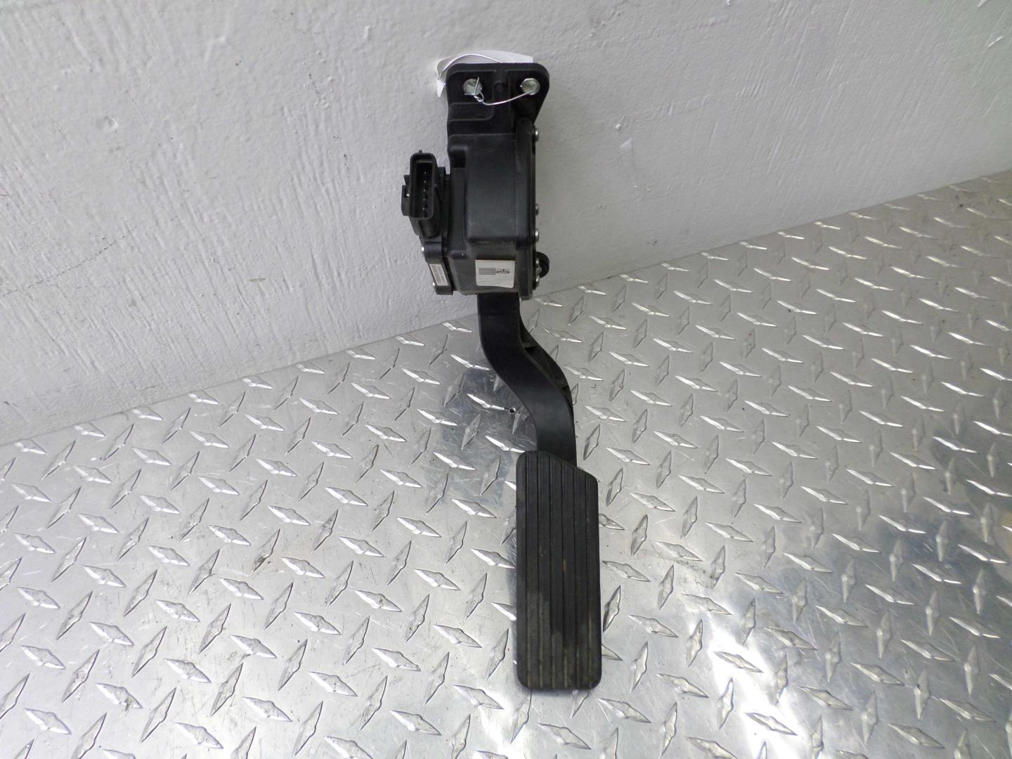 Педаль газа