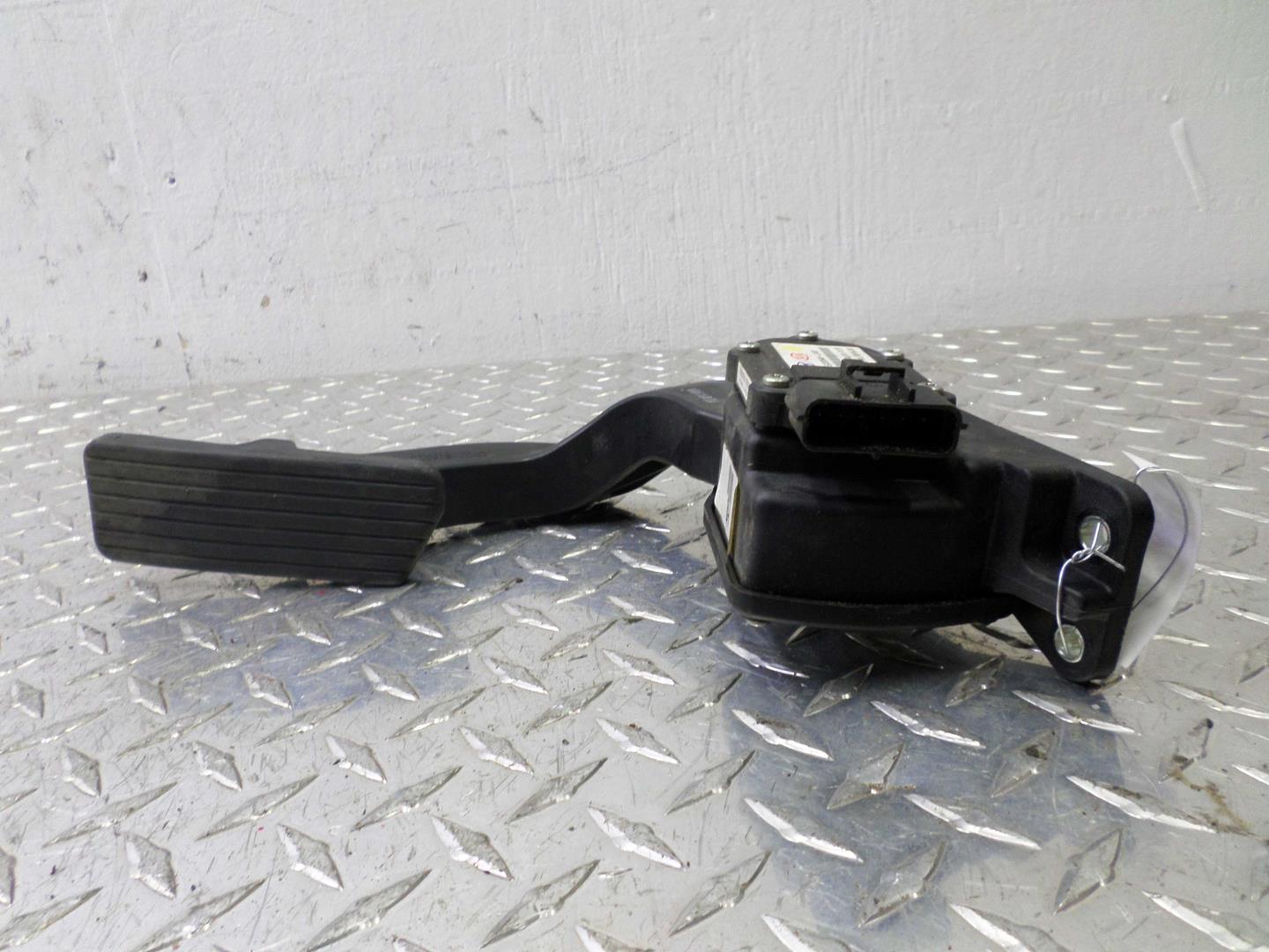 Педаль газа