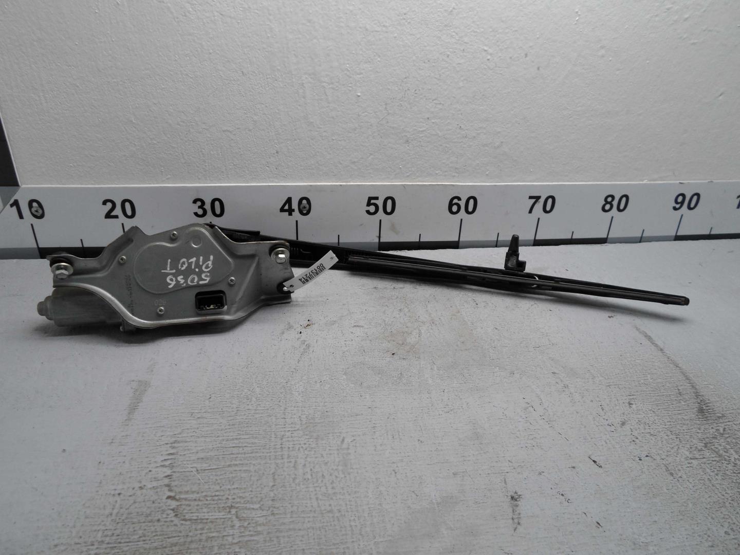 Моторчик стеклоочистителя задний