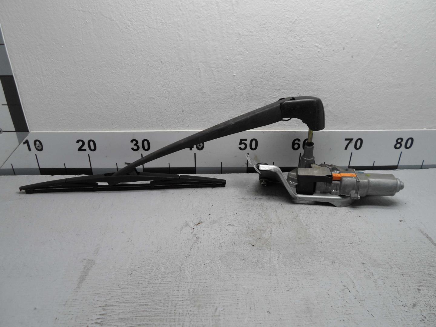 Моторчик стеклоочистителя задний