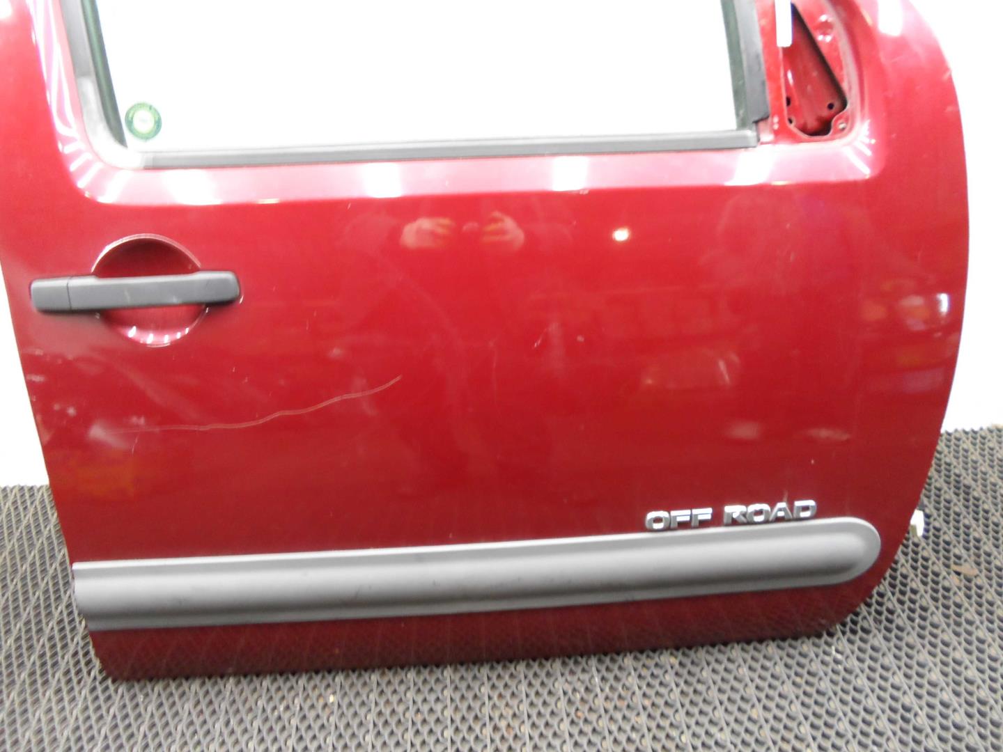 Стеклоподъемник электр. передний правый