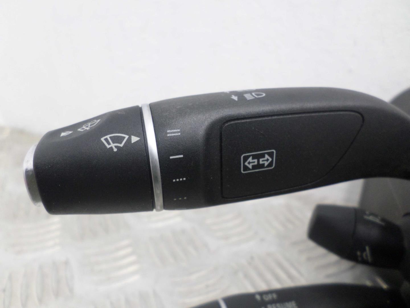 Переключатель подрулевой